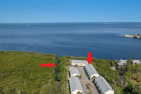 Купить таунхаус в Тарпон-Спрингс, Флорида 7 комнат, 113.34м2, № 1750255 - фото 28