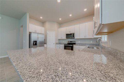 Villa ou maison à vendre à New Smyrna Beach, Floride: 3 chambres, 165.27 m2 № 2342297 - photo 10