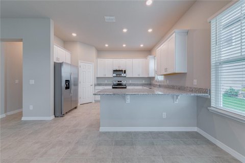 Villa ou maison à vendre à New Smyrna Beach, Floride: 3 chambres, 165.27 m2 № 2342297 - photo 11