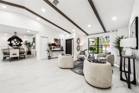 Villa ou maison à vendre à Coral Springs, Floride: 4 chambres № 1966032 - photo 4