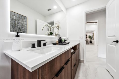 Villa ou maison à vendre à Coral Springs, Floride: 4 chambres № 1966032 - photo 25