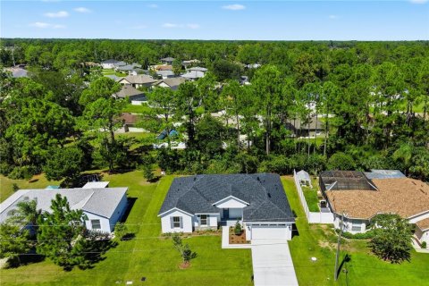 Villa ou maison à vendre à Palm Coast, Floride: 4 chambres, 171.78 m2 № 2398699 - photo 2