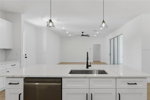 Villa ou maison à vendre à Palm Coast, Floride: 4 chambres, 171.78 m2 № 2398699 - photo 12