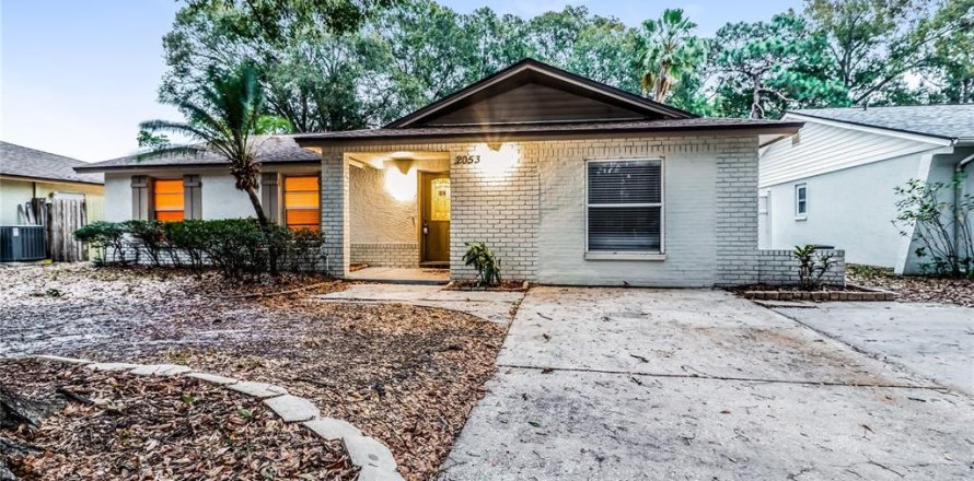 Casa en Clearwater, Florida 4 dormitorios, 174.1 m2 № 1905942