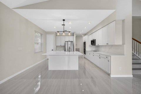 Casa en alquiler en Port St. Lucie, Florida, 4 dormitorios, 253.72 m2 № 2077537 - foto 14