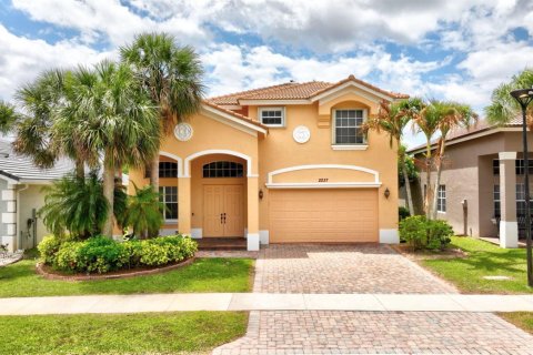 Casa en Port St. Lucie, Florida 4 dormitorios, 253.72 m2 № 2077537