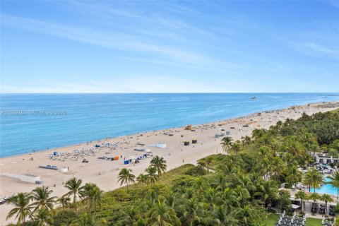 Copropriété à vendre à Miami Beach, Floride: 1 chambre, 78.5 m2 № 1989878 - photo 10
