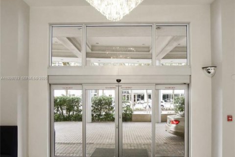 Copropriété à vendre à Miami Beach, Floride: 1 chambre, 78.5 m2 № 1989878 - photo 25