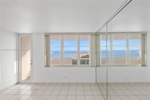 Copropriété à vendre à Miami Beach, Floride: 1 chambre, 78.5 m2 № 1989878 - photo 13