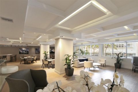 Copropriété à vendre à Miami Beach, Floride: 1 chambre, 78.5 m2 № 1989878 - photo 26
