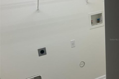 Touwnhouse à vendre à Tampa, Floride: 3 chambres, 150.97 m2 № 1909431 - photo 15