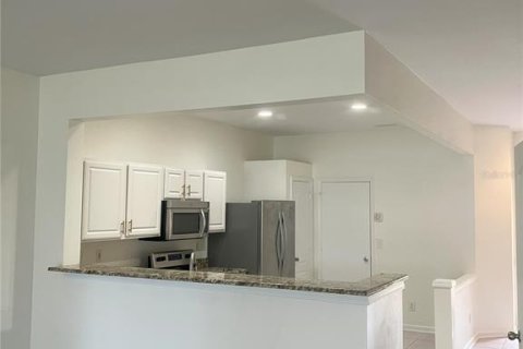 Touwnhouse à vendre à Tampa, Floride: 3 chambres, 150.97 m2 № 1909431 - photo 4