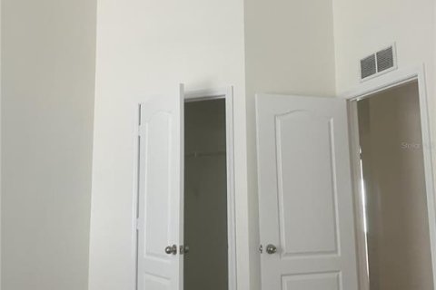 Touwnhouse à vendre à Tampa, Floride: 3 chambres, 150.97 m2 № 1909431 - photo 16