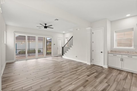 Casa en venta en Orlando, Florida, 3 dormitorios, 175.96 m2 № 1903067 - foto 17