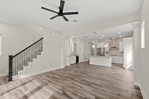 Casa en venta en Orlando, Florida, 3 dormitorios, 175.96 m2 № 1903067 - foto 22