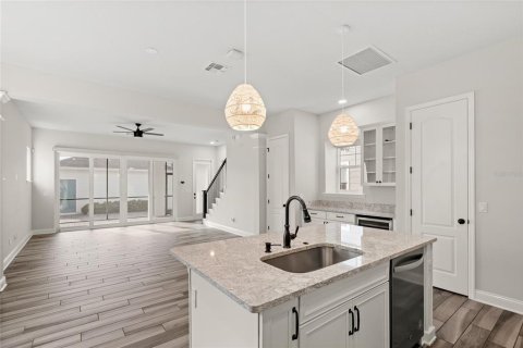 Casa en venta en Orlando, Florida, 3 dormitorios, 175.96 m2 № 1903067 - foto 9
