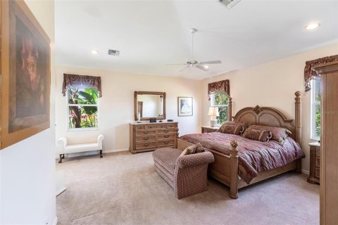 House in Fort Myers, Florida 4 bedrooms, 249.72 sq.m. № 1733074 - photo 19