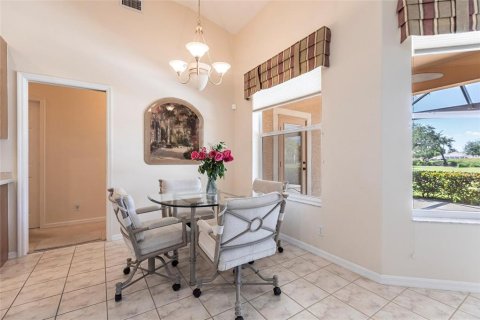 House in Fort Myers, Florida 4 bedrooms, 249.72 sq.m. № 1733074 - photo 15