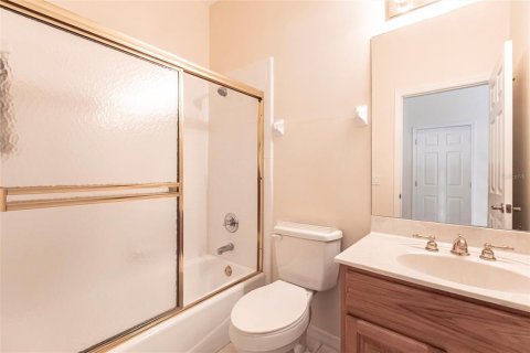 House in Fort Myers, Florida 4 bedrooms, 249.72 sq.m. № 1733074 - photo 30