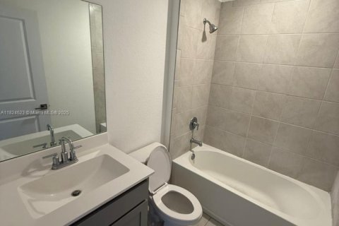 Casa en alquiler en Homestead, Florida, 3 dormitorios, 120.96 m2 № 1792391 - foto 30