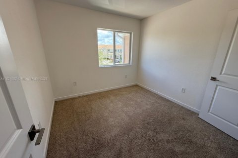 Casa en alquiler en Homestead, Florida, 3 dormitorios, 120.96 m2 № 1792391 - foto 27