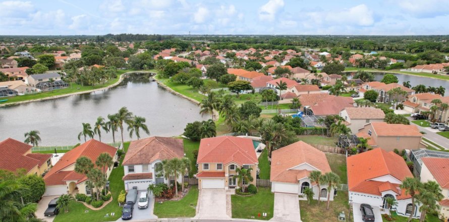 Casa en Lake Worth, Florida 4 dormitorios, 275.18 m2 № 1222575