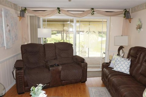 Villa ou maison à vendre à Hudson, Floride: 2 chambres, 157.47 m2 № 2120952 - photo 12