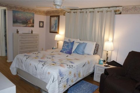 Villa ou maison à vendre à Hudson, Floride: 2 chambres, 157.47 m2 № 2120952 - photo 13