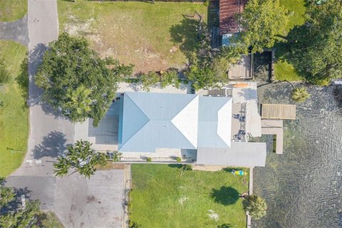 House in Crystal River, Florida 5 bedrooms, 302.03 sq.m. № 1916564 - photo 16