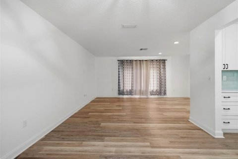Villa ou maison à vendre à Spring Hill, Floride: 3 chambres, 178.37 m2 № 2404766 - photo 15