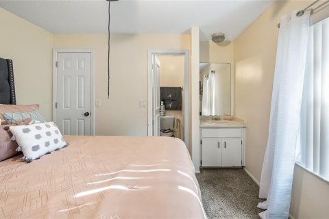 Adosado en venta en Orlando, Florida, 2 dormitorios, 79.62 m2 № 1810414 - foto 10