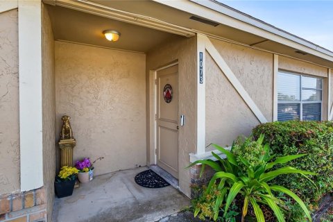 Adosado en venta en Orlando, Florida, 2 dormitorios, 79.62 m2 № 1810414 - foto 1