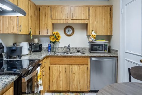 Adosado en venta en Orlando, Florida, 2 dormitorios, 79.62 m2 № 1810414 - foto 8