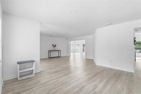 Villa ou maison à vendre à Tampa, Floride: 3 chambres, 209.96 m2 № 2395599 - photo 9