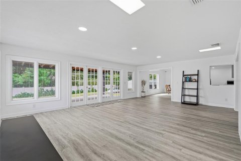 Villa ou maison à vendre à Tampa, Floride: 3 chambres, 209.96 m2 № 2395599 - photo 15