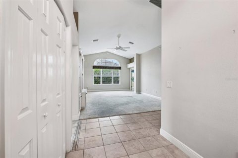 Casa en venta en The Villages, Florida, 3 dormitorios, 154.87 m2 № 1810599 - foto 4