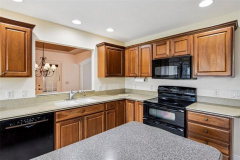 Casa en venta en The Villages, Florida, 3 dormitorios, 154.87 m2 № 1810599 - foto 16