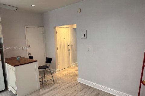 Appartement à louer à Miami Beach, Floride: 1 chambre, 39.02 m2 № 1715256 - photo 11