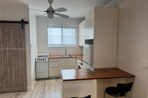 Appartement à louer à Miami Beach, Floride: 1 chambre, 39.02 m2 № 1715256 - photo 10