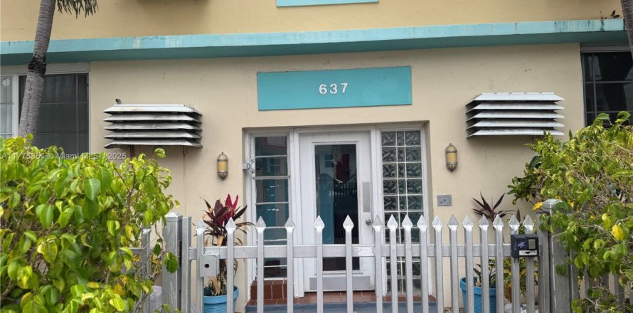 Appartement à Miami Beach, Floride 1 chambre, 39.02 m2 № 1715256