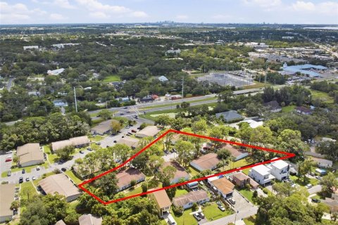 Commercial property in Tampa, Florida 1697.97 sq.m. № 2378267 - photo 3