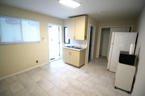 Apartment in Lauderdale-by-the-Sea, Florida 1 bedroom, 18.58 sq.m. № 2177369 - photo 5