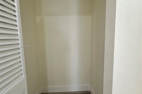 Купить виллу или дом в Майами, Флорида 2 спальни, 116.78м2, № 2050830 - фото 7