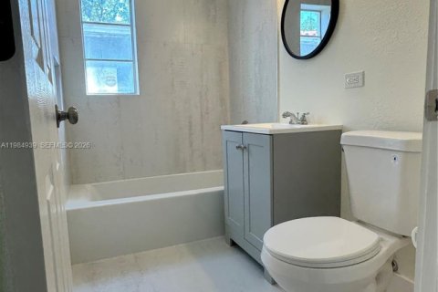 Купить виллу или дом в Майами, Флорида 2 спальни, 116.78м2, № 2050830 - фото 5