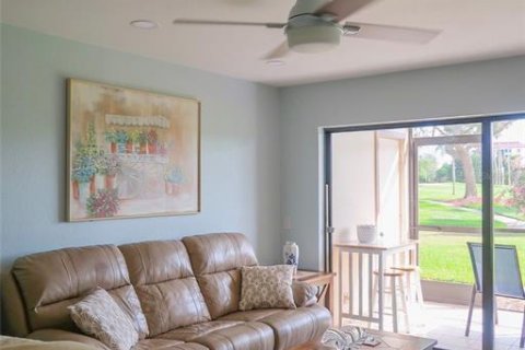 Copropriété à louer à Saint Petersburg, Floride: 2 chambres, 82.68 m2 № 2165909 - photo 5