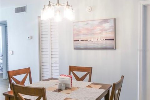 Copropriété à louer à Saint Petersburg, Floride: 2 chambres, 82.68 m2 № 2165909 - photo 13