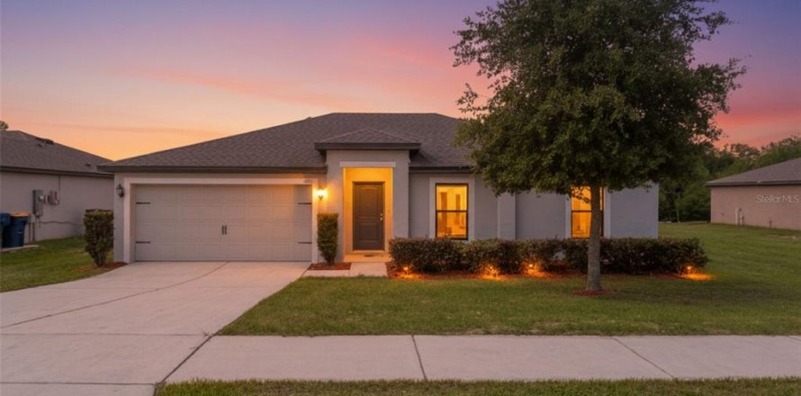 Casa en Mascotte, Florida 3 dormitorios, 115.57 m2 № 2155833