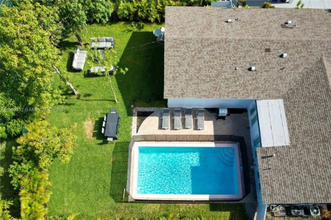 Villa ou maison à louer à North Miami Beach, Floride: 4 chambres, 200.48 m2 № 1964989 - photo 29