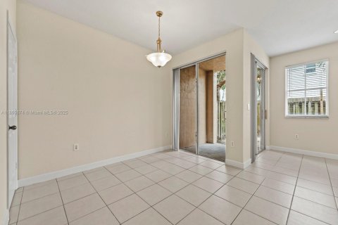 Townhouse in Homestead, Florida 3 bedrooms, 160.91 sq.m. № 1892108 - photo 9