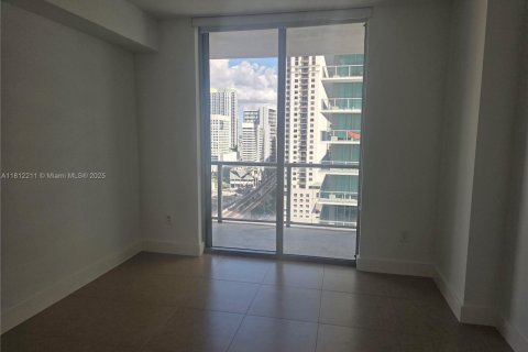Condo in Miami, Florida, 2 bedrooms № 1756770 - photo 10